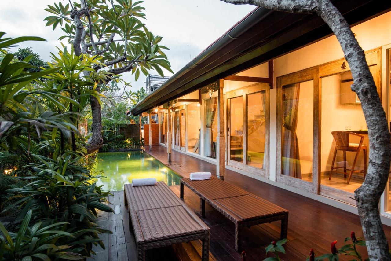 Istha Puri By Dwaraloka Villa Gianyar  Exterior photo