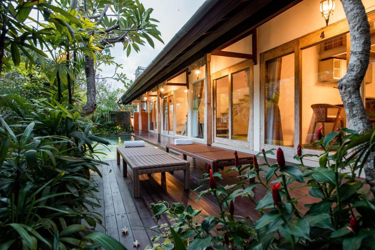 Istha Puri By Dwaraloka Villa Gianyar  Exterior photo