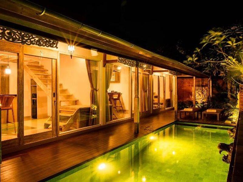 Istha Puri By Dwaraloka Villa Gianyar  Exterior photo